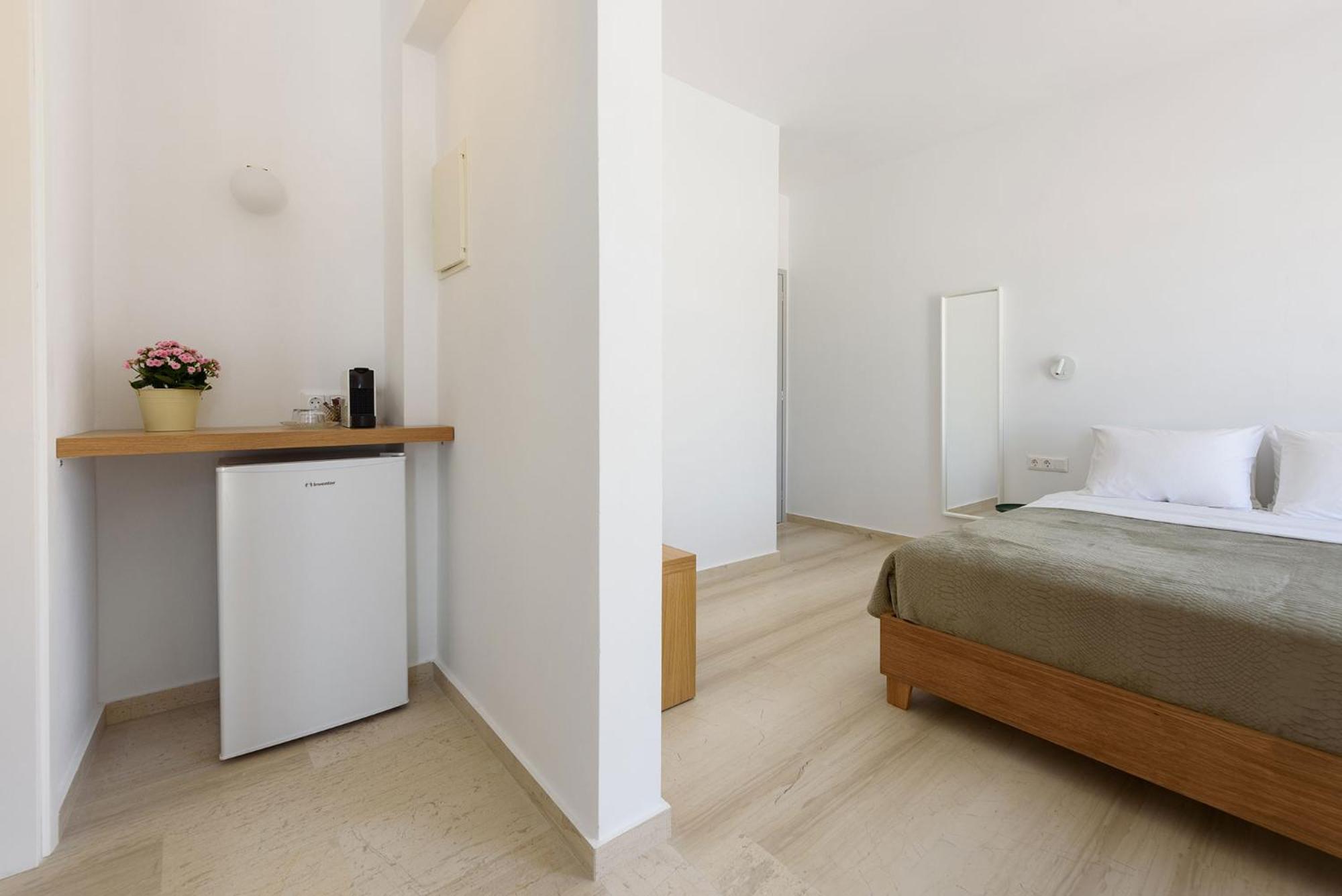 Vounali Guest house Naousa (Paros)
